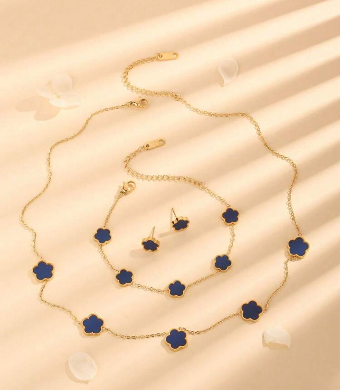 Black Clover Leaf 3 Piece Set Necklace, Bracelet & Earrings